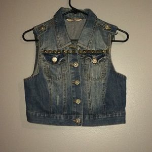 Cropped jean jacket